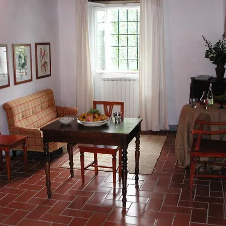 カントリーハウス Castello Di Grotti *