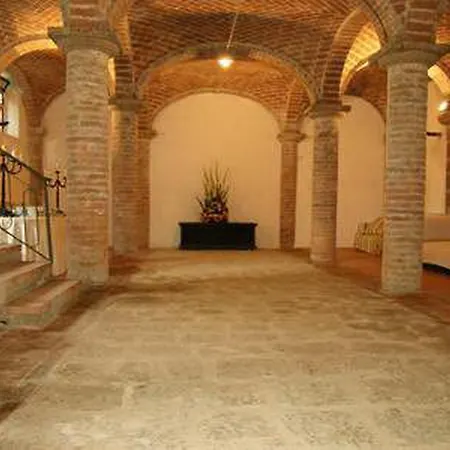 カントリーハウス Castello Di Grotti